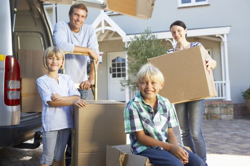 St Johns Wood movers planning a well-organized home move